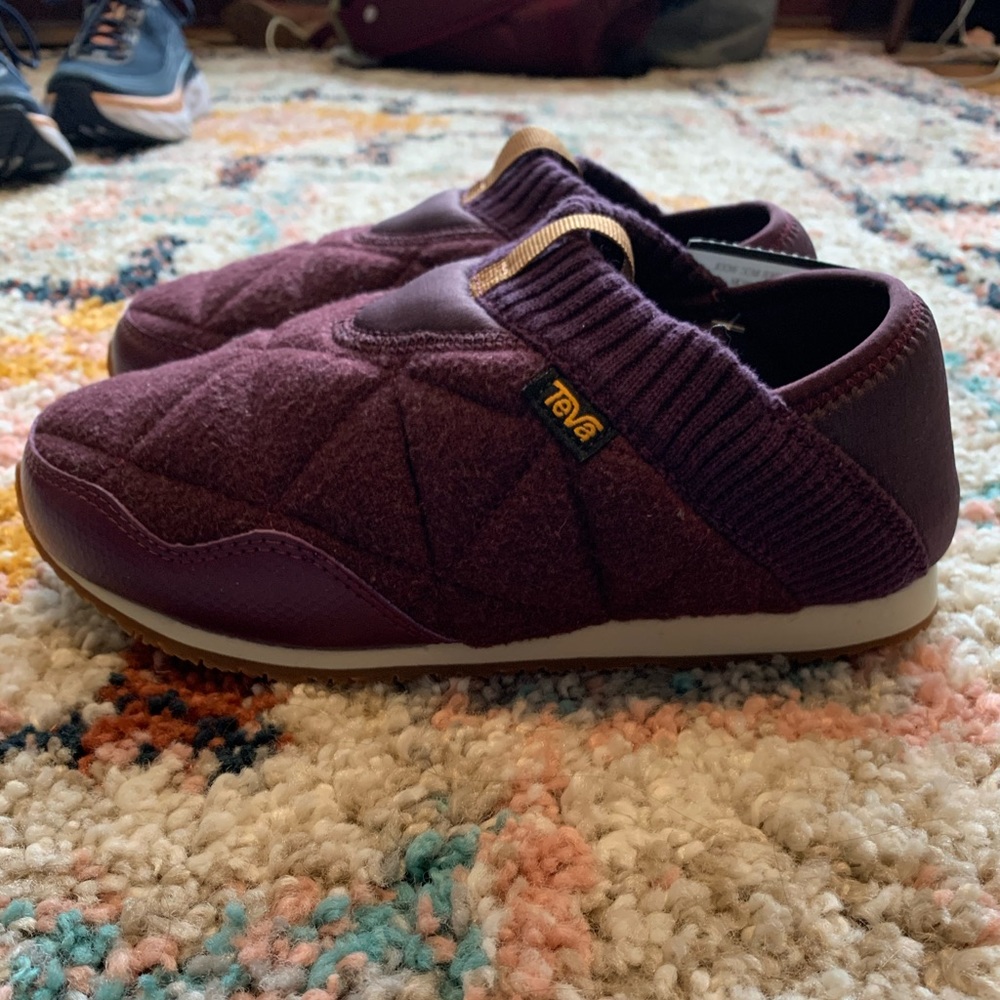 Women’s Teva Ember Moc Wool Size 6